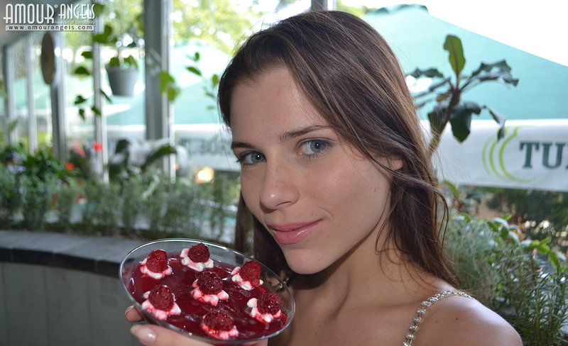 Валерия, 24 года, 0 размер груди